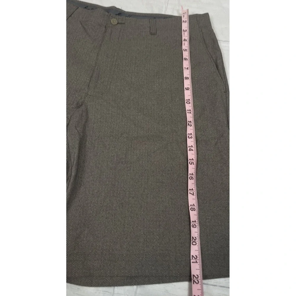 Ben Hogan Men's Golf Shorts Size 34 Flat Front UPF‎ 50 Stretch Waistband Hybrid